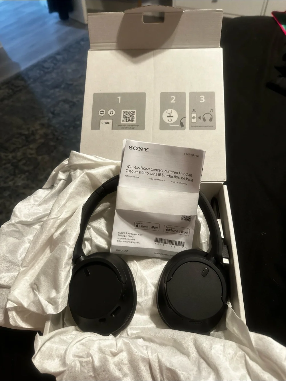 Sony Black Over-Ear Wireless Noise-Canceling Headphones